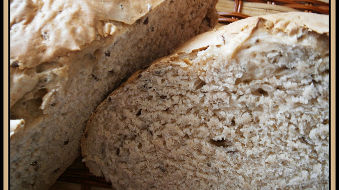 Kefírový chléb s Aztéckým pokladem, kefírový chleba s Aztékem na řezu