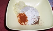 Pomazánka ze sýrů, + cibule, paprika, kmín