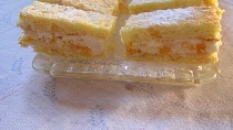 Pomerančové řezy se šlehačkou