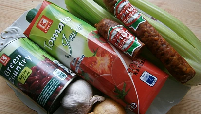 "Řapíkatá"přesnídávková polévka, část použitých surovin