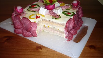 Slaný dort - ke svátku zamilovaných