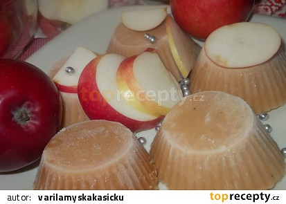 Šťavnatý sorbet z jablek, medu, mandarinkové a citronové šťávy