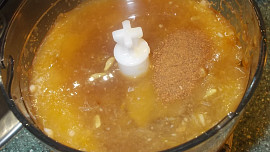 Šťavnatý sorbet z jablek, medu, mandarinkové a citronové šťávy