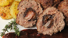 Švestky v koulích se švestkovým rozvarem