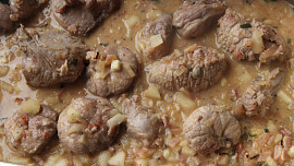 Telecí s hořčicovou omáčkou