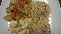 Zelenina s tofu a rýží