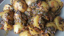 Bombay potatoes (brambory)