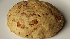 Buchty se škvarky a smaženou cibulkou