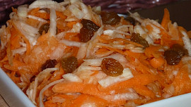 Celerovo-jablkovo-mrkvový salát