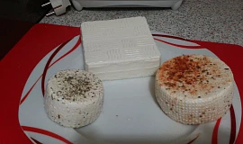 Domácí farmářský sýr