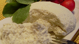 Domaci smetanova ricotta