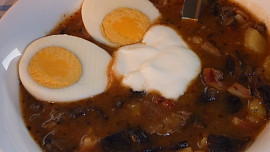 Houbovo - bramborový guláš