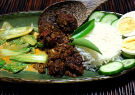 Hovězí rendang