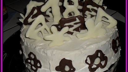 Kakaový dort s čokoládovými ozdobami, Můj první nesmělý pokus, vše made in home.
