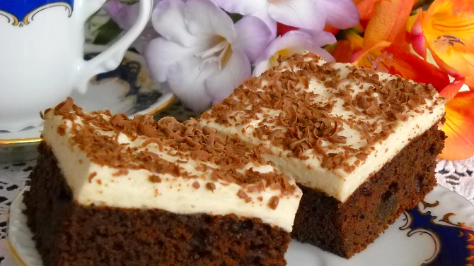 Kávové brownie s pěnou z marshmallows