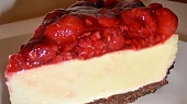 Malinový cheesecake s bílou čokoládou