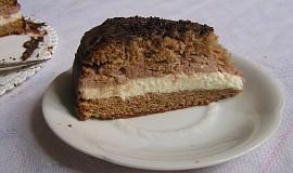 Marcipánový dort s krémem