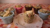 Muffiny se špenátem a nivou