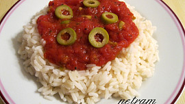 Rajčatovo-olivová omáčka na těstoviny/rýži