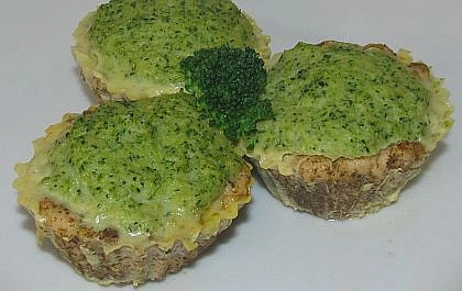 "Zábavná dieta" Krůtí košíčky s brokolicovou nádivkou