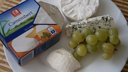 Camembert plněný nivou a hroznovým vínem, Použité suroviny