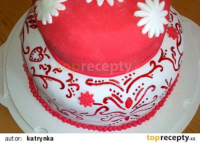 Červenobílý dort pro inspiraci