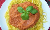 Cuketové špagety s omáčkou (Raw) (varianta od manžela)
