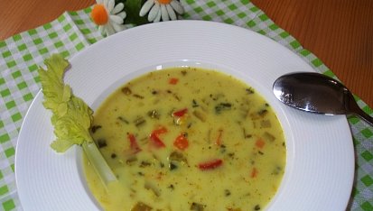 Exotická čočková polévka