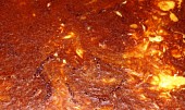Jablečné řezy v kakaovopomerančovém polštářku z kefíru (upečeno)