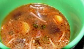 Kedlubno pórkovo řepná polévečka s nudlemi