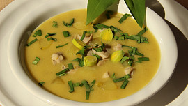 Kuřecí krém s medvědím česnekem