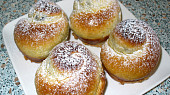 Kynuté muffiny s kakaovým pudinkem