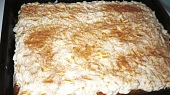 Limonádový koláč s meruňkami