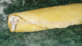 Mandlové kynuté pusinky
