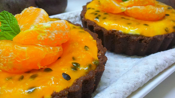 Mascarpone koláčky s exotickým přelivem