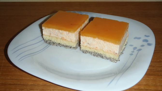 MMM - meruňkovo-makový moučník