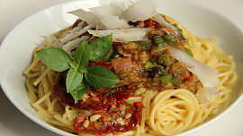 Omáčka z pečeného lilku (na těstoviny)