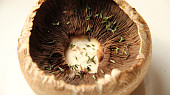 Portobello s karamelizovanou cibulí