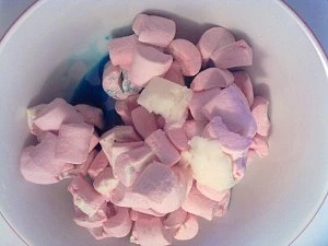 Potahovací hmota z Marshmallow