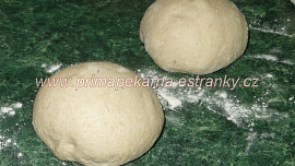 Sedmikrásky