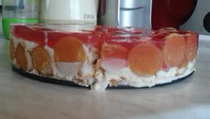 Smetanová bomba s meruňkami