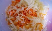 Strouhaná polévka čarodějka, nastrouhaná elenina