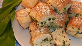 Tvarohové pagáčky s medvědím česnekem