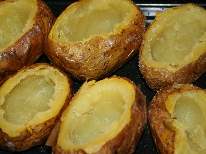 2x pečené brambory