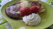 Americké pancakes (lívance) s javorovým sirupem