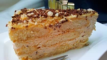 Dulce de leche dortík s javorovým sirupem