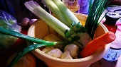 Dvou-celerová polévečka, ingredience...