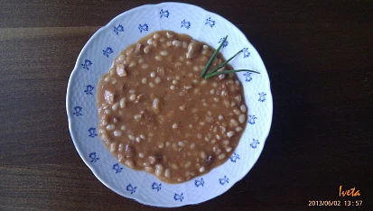 Fazolová směs s masem