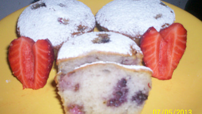 Kefírové jahodové muffiny