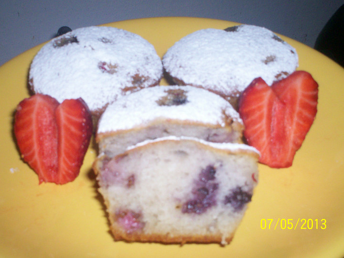 Kefírové jahodové muffiny